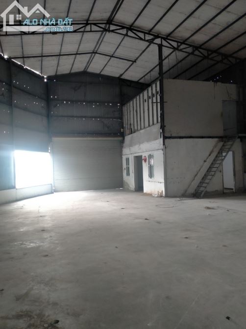 Cho thuê 500m2 kho xưởng xe cont đỗ cửa tại KCN Ngọc Hồi , Thanh Trì