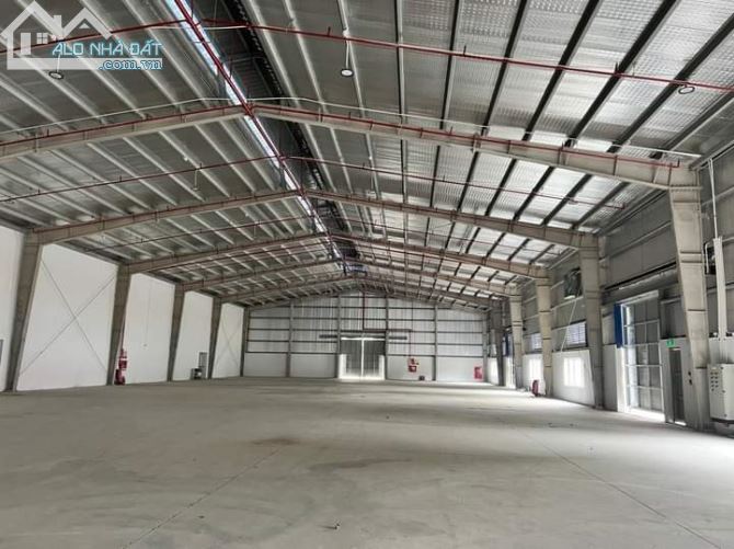 Cho thuê 2000m2 kho xưởng tiêu chuẩn PCCC tại Nguyễn Sơn – Long Biên - Hà Nội