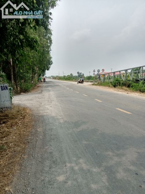 Bán đất mặt tiền kênh 2 , xã Tân Thành huyện Thủ Thừa, Long An