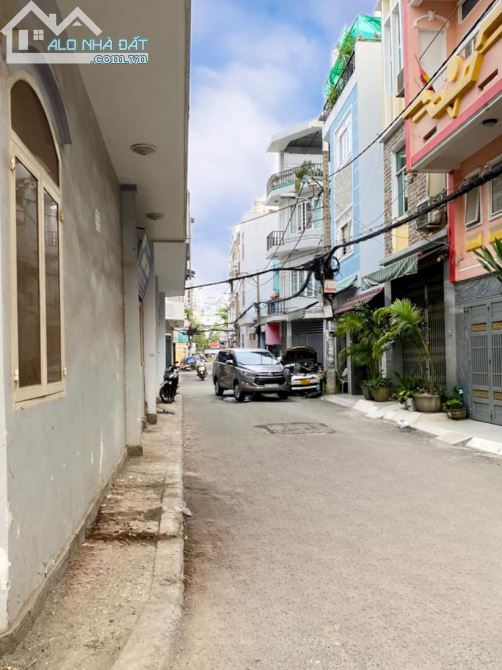 NHÀ MẶT TIỀN HẼM XE HƠI, 4 x 13M, PHAN VĂN TRỊ, P.11, BÌNH THẠNH, NHỈNH 6 TỶ, CHO THUÊ15TR - 1
