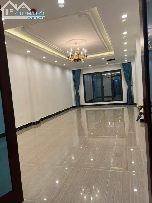 BÁN PHỐ LINH ĐÀM, LÔ GÓC, GARA Ô TÔ, KINH DOANH, DT 45M2, MT 4.3M, 5 TẦNG, GIÁ HƠN 6 TỶ. - 3