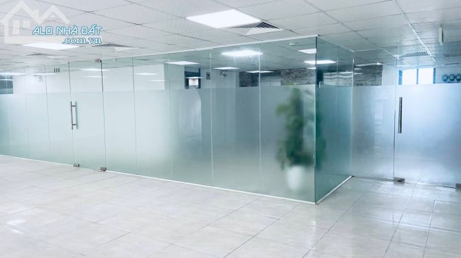 CHO THUÊ VĂN PHÒNG Duy Tân Dt 150M2 Full NỘI THẤT GÍA CHỈ  25tr/th. - 4
