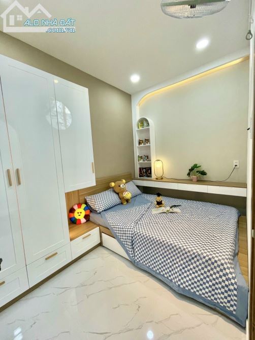 Cần bán gấp căn nhà hẻm xe hơi Cống Quỳnh, P. NCT, Q. 1. (4,5x15m) 4 tầng, giá 11,2 tỷ TL - 1