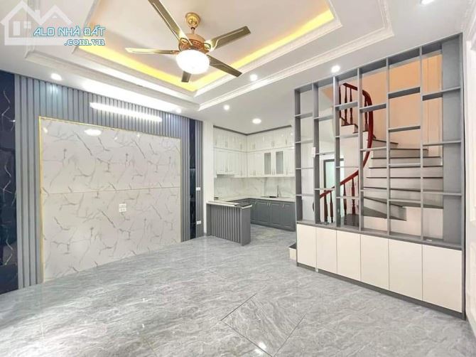 Bán nhà trung tâm Hoài Đức 32M 5 Tầng, 3 ngủ, 4 wc, phố Nhổn Lai Xá giá 4.6 tỷ - 1