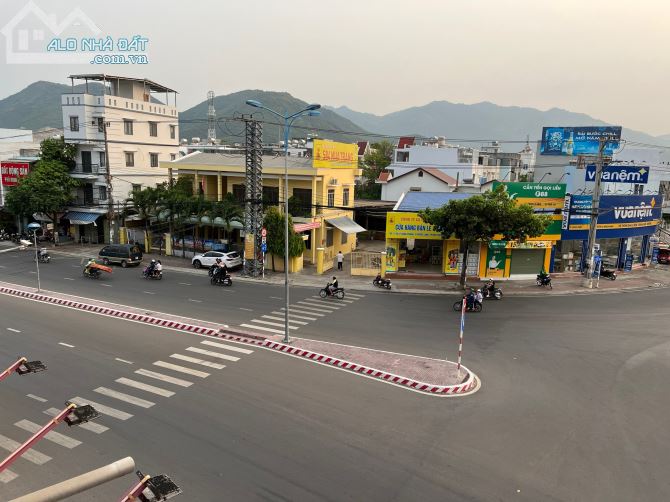 Bán đất mặt tiền đường Nguyễn Đức Cảnh, Phước Long, Nha Trang.Ngay vòng xoay Lê Hồng Phong - 3