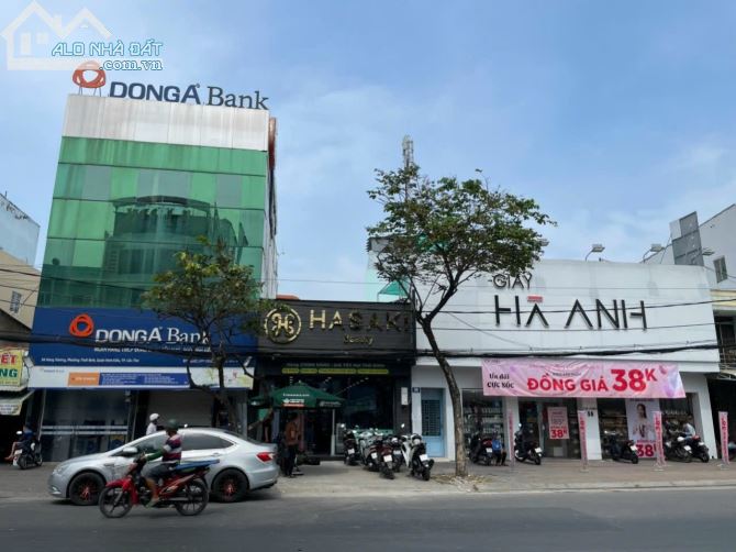 NHÀ MẶT TIỀN DIỆN TÍCH ĐẸP NỞ HẬU ĐƯỜNG HÙNG VƯƠNG CÁCH VINCOM HÙNG VƯƠNG 200m