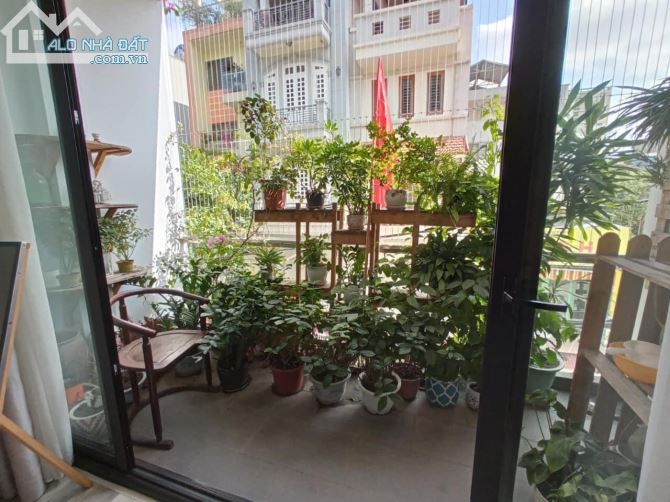 BÁN NHÀ CAO CẤP PHỐ NGỌC THUỴ LONG BIÊN75M5T.4,5MT.12TỶ GARA Ô TÔ THANG MÁY Ở LUÔN - 3