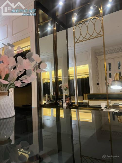 Bán nhà đẹp Nguyễn Văn Cừ, Gara Ô tô,  thang máy, kinh doanh, 6 tầng mới tinh, 13,6 tỷ - 2