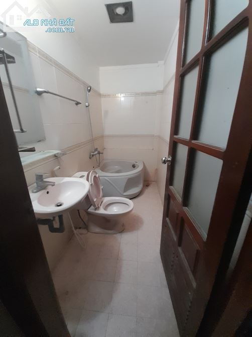 Nhà ngõ 2 phố Phạm Tuấn Tài. Diện tích 55m2 x 4 tầng, ngõ rộng ô tô đi lại, gần mặt phố - 2