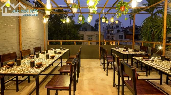 HÀNG HIẾM MẶT PHỐ HUỲNH THÚC KHÁNG DT75m2 THANG MÁY + VỈA HÈ- KINH DOANH