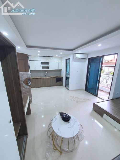 Bán CCMN Lương Thế Vinh, NTL, 120m2, 9 tầng thang máy, 38PKK, thu 2.5 tỷ/năm - 3