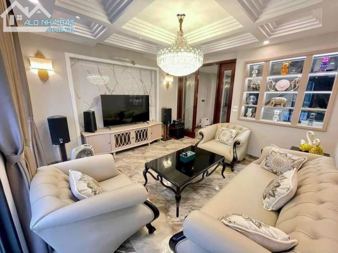 BÁN NHÀ PHỐ BỒ ĐỀ LONG BIÊN 61M-6T-4,6MT-12,7 TỶ GARA Ô TÔ THANG MÁY  DÂN TRÍ CAO - 7