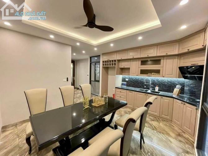 BÁN NHÀ PHỐ BỒ ĐỀ LONG BIÊN 61M-6T-4,6MT-12,7 TỶ GARA Ô TÔ THANG MÁY  DÂN TRÍ CAO - 11