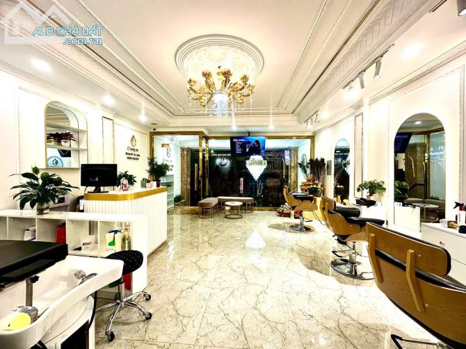 35tr/tháng! Kinh Doanh Đỉnh! Mặt Ngõ 26 Nguyên Hồng 65m2, 5 tầng, mt5.5m.