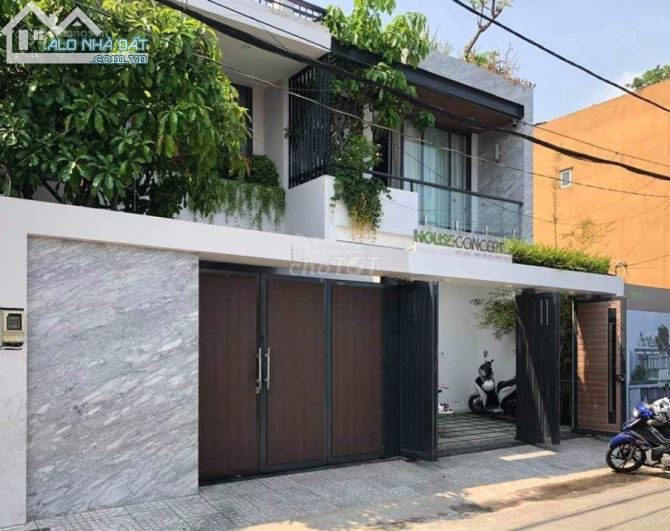 Bán nhà mặt tiền ngay Nguyễn Văn Trỗi, Quận Phú Nhuận, DT 9.14m x 17m, Giá bán 40 Tỷ