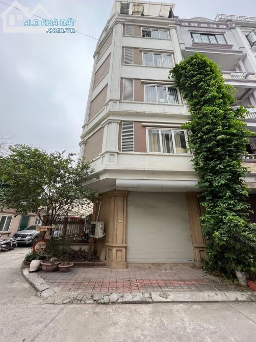 Bán nhà phân lô Văn Cao, Ba Đình, ô tô tránh, vỉa hè, giá 21.7 tỷ - 1