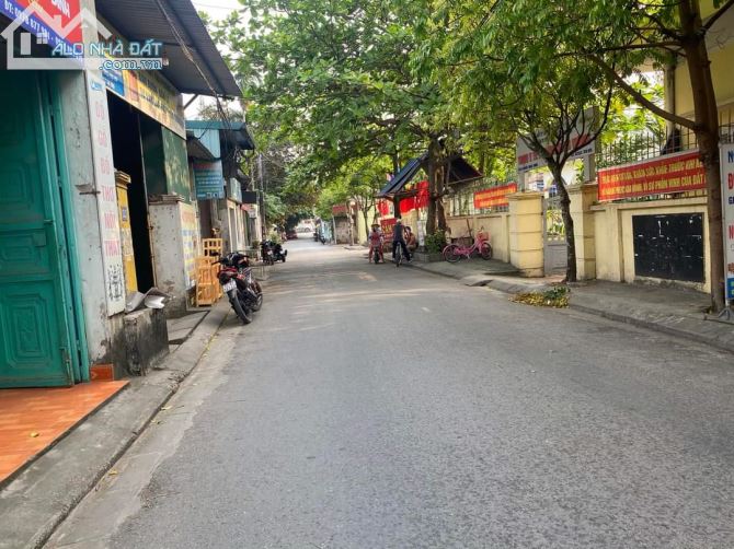 Cần bán đất mặt đường kinh doanh Nguyễn Trung Thành – Hùng Vương giá 3,3 tỷ - 82 m2 Vị trí - 2
