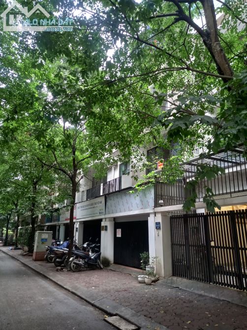 Bán gấp nhà Liền Kề phố Trần Hữu Dực, MỸ ĐÌNH, diện tích 80m2, 5 tầng, mt 5.6m - 2