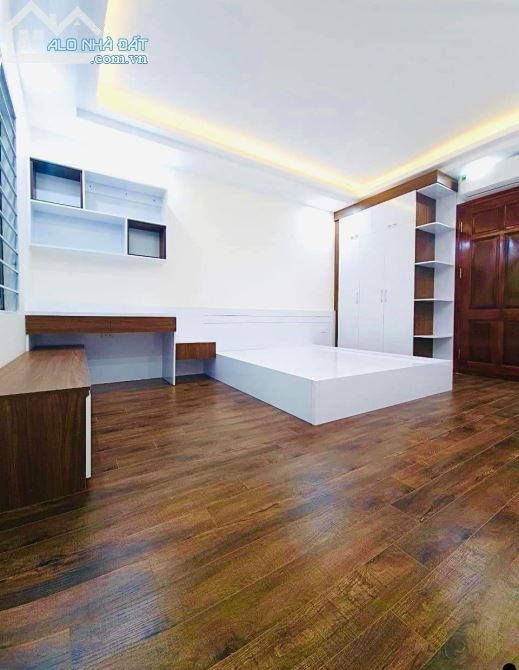 Chỉ Hơn 3 Tỷ Có Luôn Nhà 5 Tầng  Siêu Đẹp Định Công Thượng, Hoàng Mai, Tặng Full Nội thất. - 1