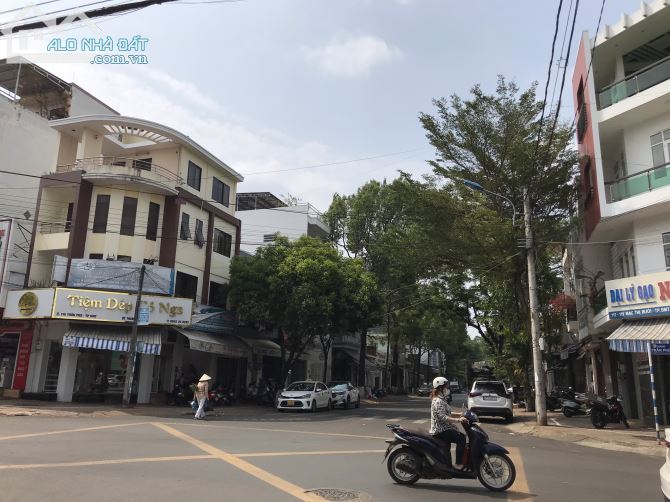 CHO THUÊ TÒA NHÀ 2 MẶT TIỀN BUILDING ĐƯỜNG NGUYỄN THỊ MINH KHAI TT.BMT - 2