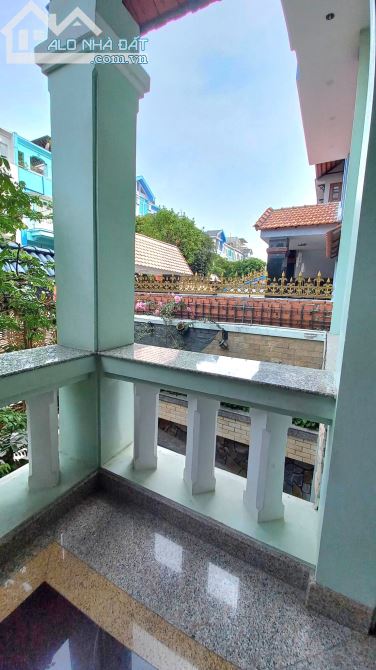 Cần bán Biệt Thự Mặt Tiền Nội Bộ 8met Tạ Quang Bửu , P4 Quận 8 - 3