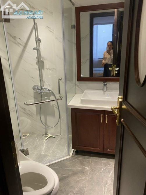 Cho thuê căn hộ chung cư HC Golden Hồng Tiến, Bồ Đề, LB, 2PN full 14 triệu - 3