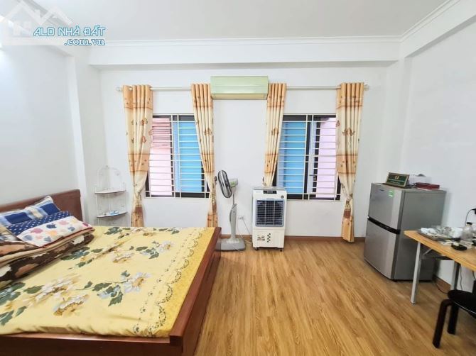 Siêu Vip, nhà Phạm Ngọc Thạch, Xã Đàn 6 tầng dt 60m2 MT 6 m ô tô vào nhà, KD đỉnh - 3