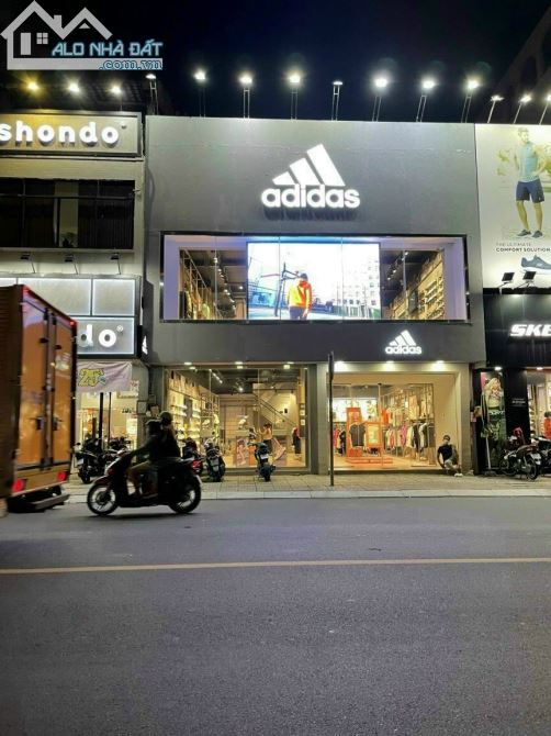 10x25m mặt tiền kinh doanh đường Nguyễn Trọng Tuyển P. 9 Q. Phú Nhuận giá 41 tỷ