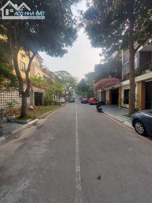 HÀNG SIÊU HIẾM HAI MẶT TIỀN TRƯỚC SAU PHÂN LÔ VỈA HÈ Ô TÔ TRÁNH 500m mt 14m chỉ 38 tỷ. - 1