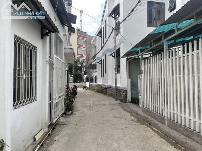 BÁN LÔ ĐẤT 2 MẶT TIỀN ĐƯỜNG THIỆN Ý - 1