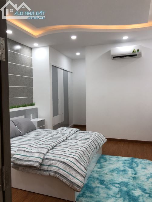 Bán nhà HXH 440/ Thống Nhất, DT 4,68x18m, 4 tầng, DCT 27 triệu, giá 8,2 tỷ - 4
