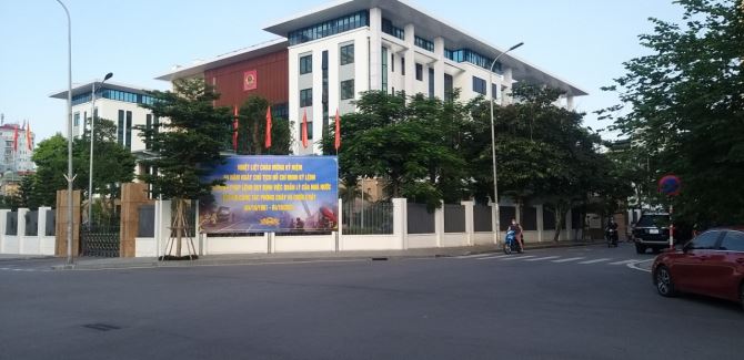 HÀNG HIẾM KHU PHÂN LÔ TRẦN QUANG DIỆU DT52m2- KINH DOANH + THANG MÁY