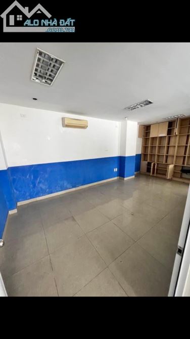 Cho thuê nhà MT 2-9 nhìn ra cầu Rồng, DT: 8 x 18m, 5 tầng, tiện cho văn phòng, showroom. - 3
