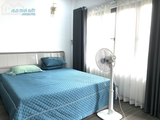 BÁN NHÀ KIM NGƯU HAI BÀ TRƯNG 70M2 -5 T - 10,5 TỶ Ô TÔ ĐỖ CỬA - 4