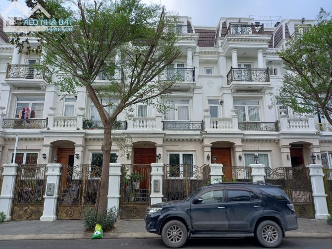 Biệt Thự Full Nội Thất💥Cityland Trần Thị Nghỉ P7💥Hầm 4 Lầu.6PN.6wc.35 Triệu