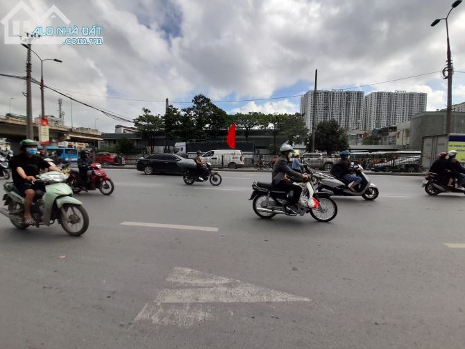 Đường Ngọc Hồi, Diện tích 1350m, MT 46m, Giá 100 tỷ - 1