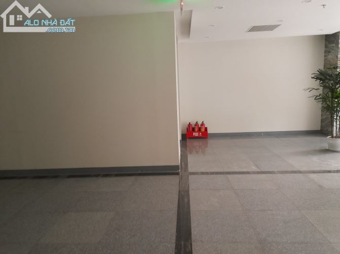 Bán tòa văn phòng mặt phố Võ Chí Công 400m2*10 tầng + 1 hầm, mặt tiền 12m, nhà mới,139 tỷ - 2