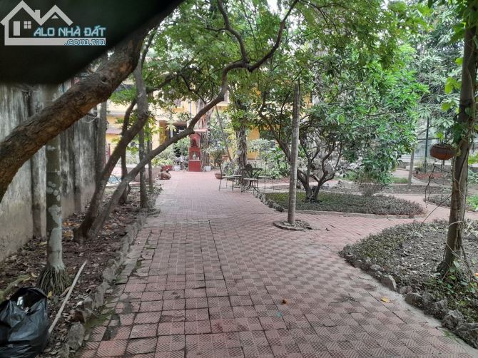 Đường Ngọc Hồi, Diện tích 1350m, MT 46m, Giá 100 tỷ - 3