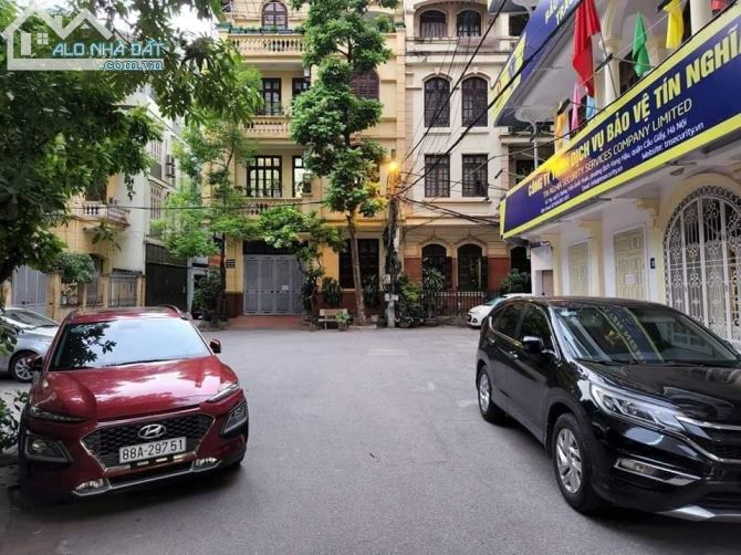 Bán nhà phân lô Nguyễn Phong Sắc, Cầu Giấy, 50m2, 5 tầng, gara ô tô, nhỉnh 17 tỷ
