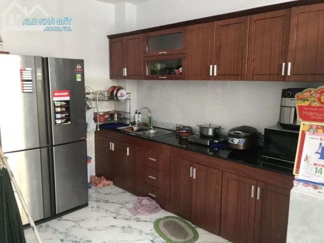 bán gấp nhà Đường 182 LÃ Xuân Oai.p TNPa. Q9,HXH 64m2,3tầng,5,3 tỷ - 1