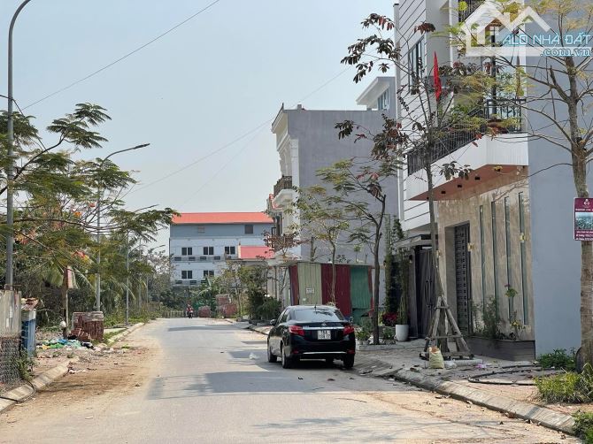 Chính chủ gửi bán lô đất Áp Tràn Lk10 Hướng Đông chị 4,25 tỷ - 1