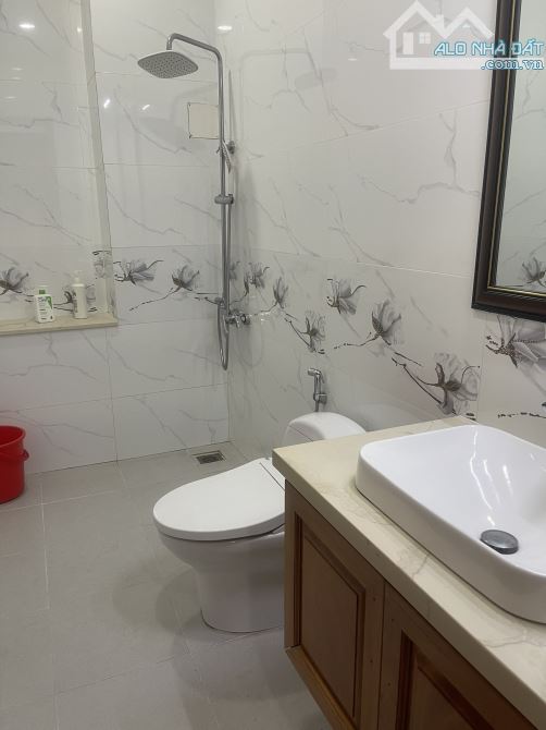 💥Cityland Park Hills P10.Gần Lotermax💥Full  Nội Thất.hầm 4 lầu thang máy.8PN.40 TRIỆU - 12