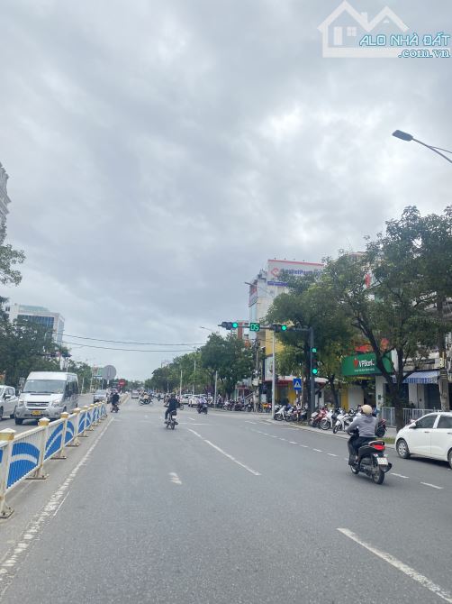 🔥🔥🔥2 mặt tiền Nguyễn Thị Minh Khai, ngay gần Hùng Vương hiếm, KD cực tốt