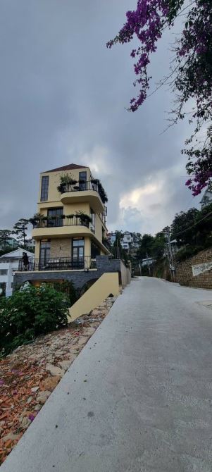 Cần bán lô đất đường Khe Sanh View đẹp p 10 Tp Đà lạt
