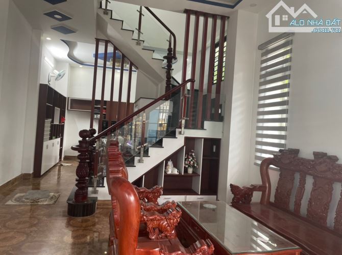 Bán Biệt Thự mini 6x15m.Góc 2 Mặt Tiền Đường Lê Thị Riêng vào 100m,phường thới an.Q12 - 1