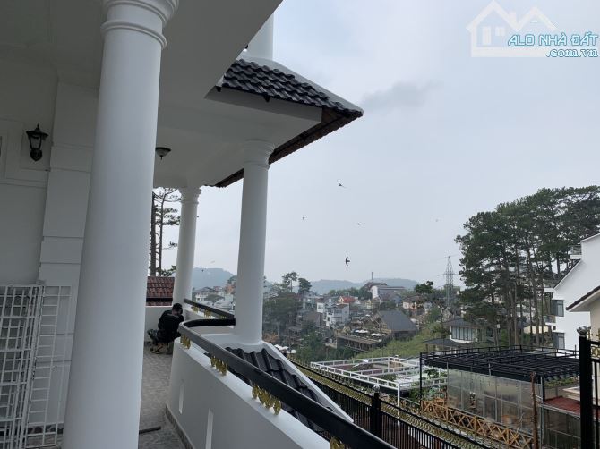 BIỆT THỰ MẶT TIỀN HOÀNG HOA THÁM, P. 10, 438m2, NGANG 11m - 4