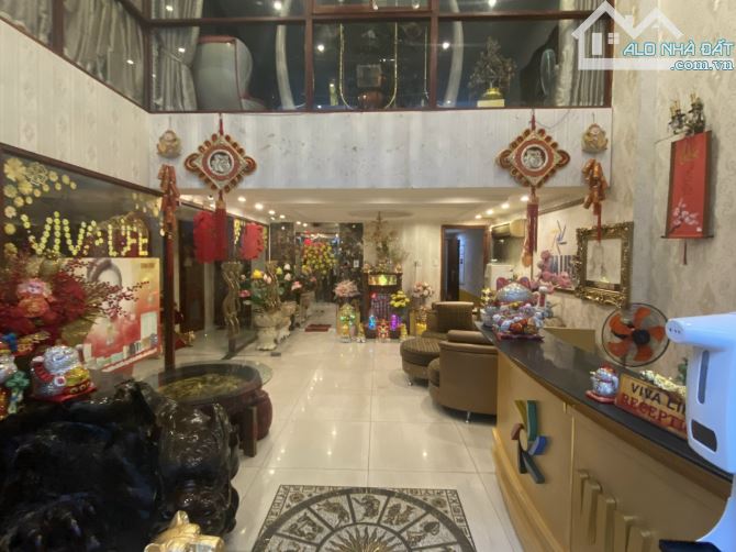 Ngộp bank cần bán nhà đường Nguyễn Trãi Quận 1 - DT 10*20 Hầm 7 Tầng HĐT 250tr giá 87 tỷ. - 4