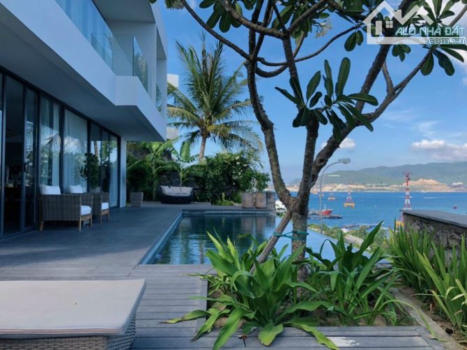 Bán Biệt Thự Anh Nguyễn Nha Trang - View trực diện Biển