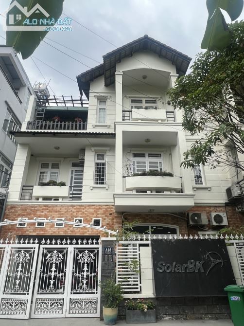 38 tỷ sở  hữu ngay VIlla trục đường Nguyễn Hoàng - Quận 2. DT: 210 m2 (10 x 21m) 3 lầu đẹp