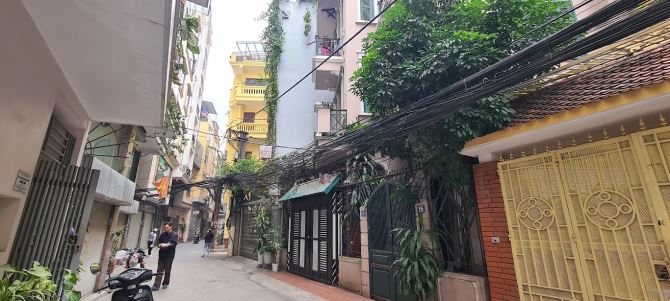 Bán nhà mặt ngõ 82 Nguyễn Phúc Lai 59m2, 5 tầng, mặt tiền 4m, khu dân trí cao, Giá 34,6 tỷ